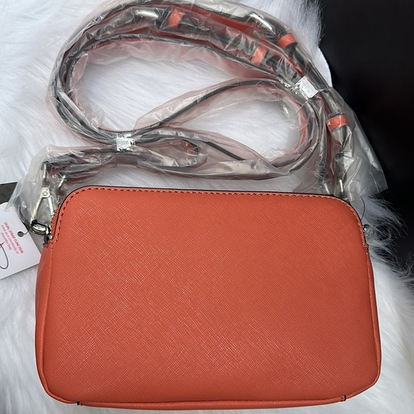 New GUESS NEW CASTLE TOP ZIP CROSSBODY Orange, women's bag - Picture 9 of 9